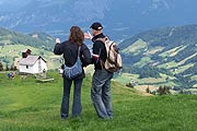 Ausblick vom Gipfel über die Wildschönau (Foto: Marikka-Laila Maisel)